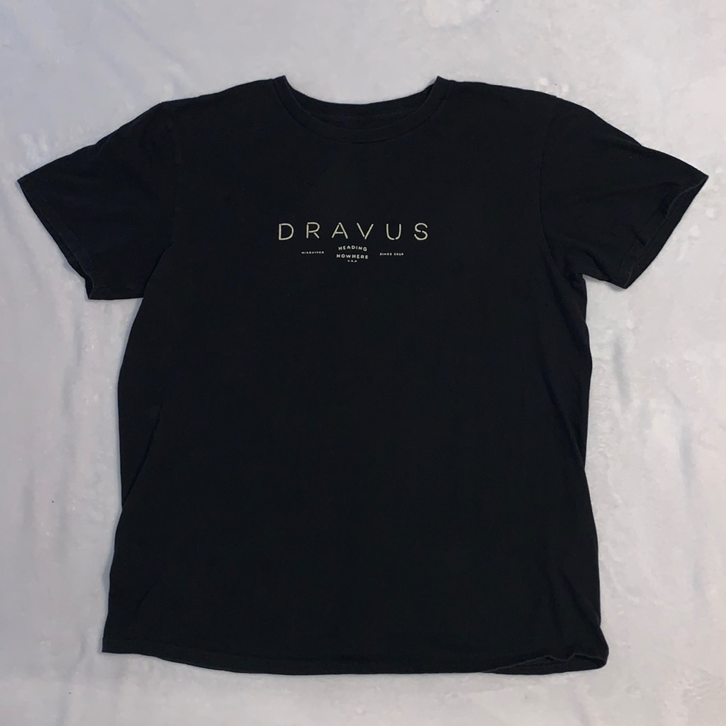 Dravus Tee
